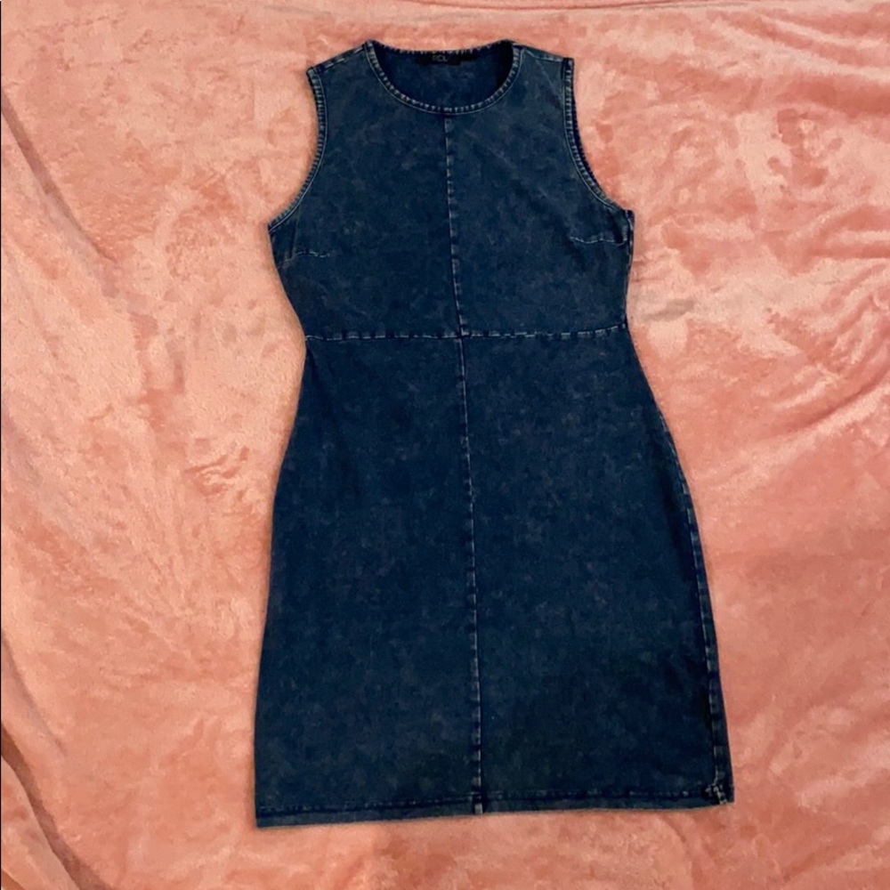 Stretchy Denim dress RDI, size small